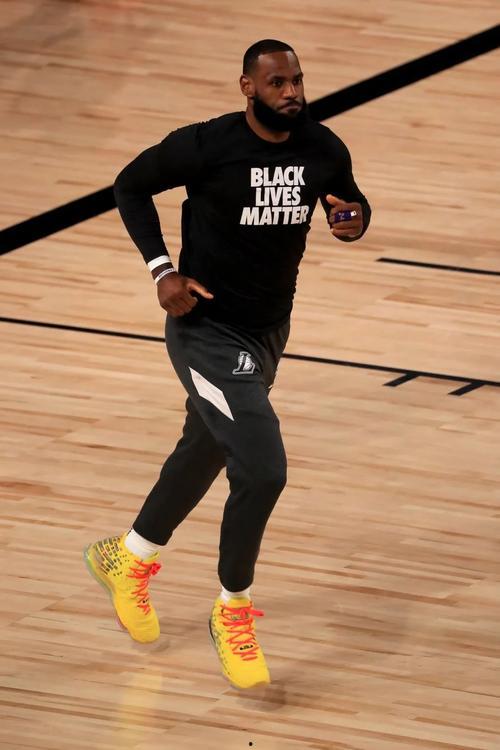 知名球员被爆料罢赛视频,视频揭露背后真相 第2张 知名球员被爆料罢赛视频,视频揭露背后真相 第2张